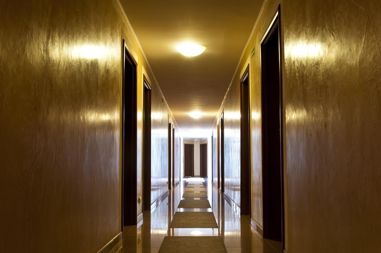 Hotel Olenka Szydlowiec Extérieur photo