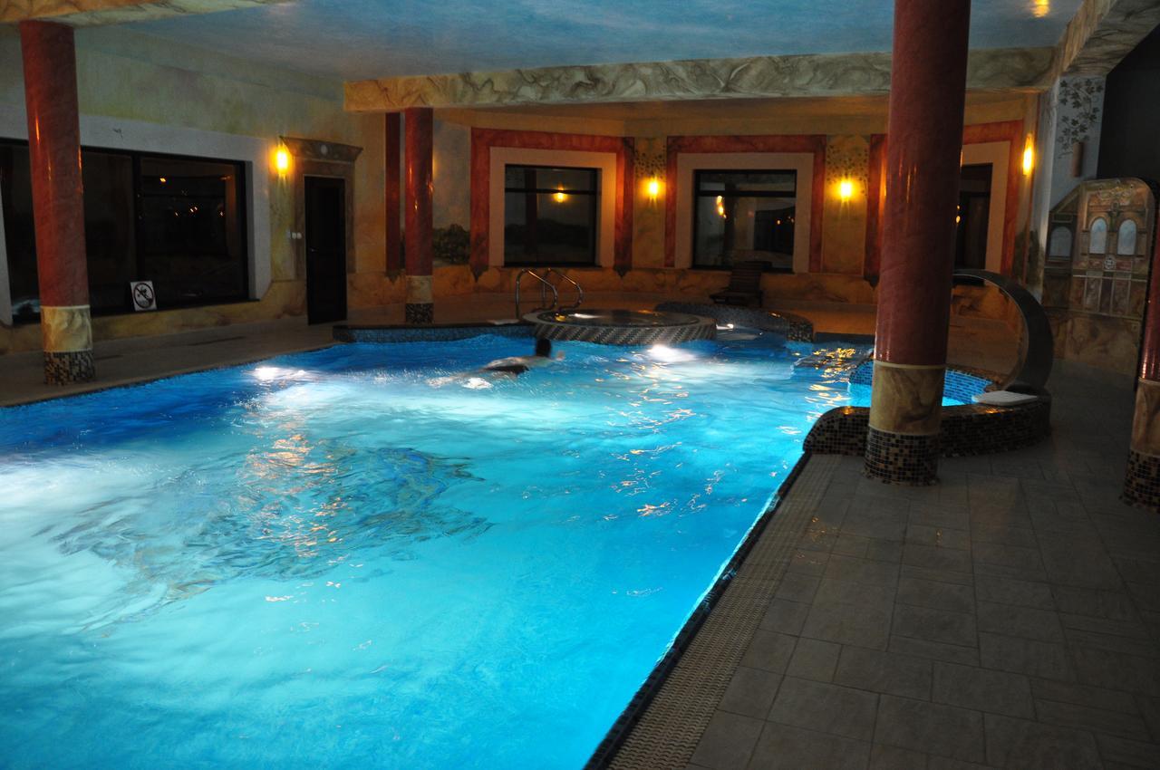 Hotel Olenka Szydlowiec Extérieur photo